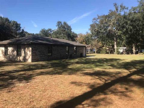 1206 S Robin St, Perry, FL 32347 photo 3