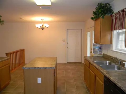 90 Vencent Dr E, Midway, FL 32343 photo 6