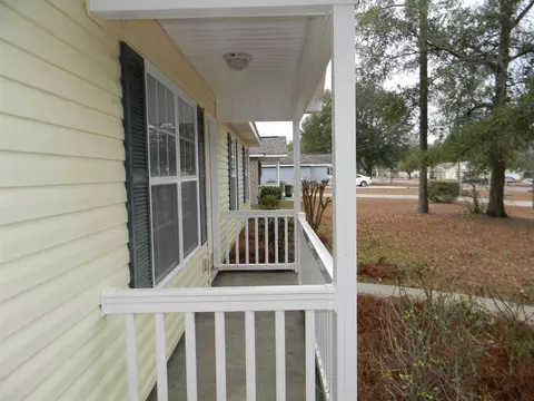 90 Vencent Dr E, Midway, FL 32343 photo 2