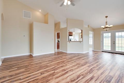 115 Hilltop Dr, Midway, FL 32343 photo 7
