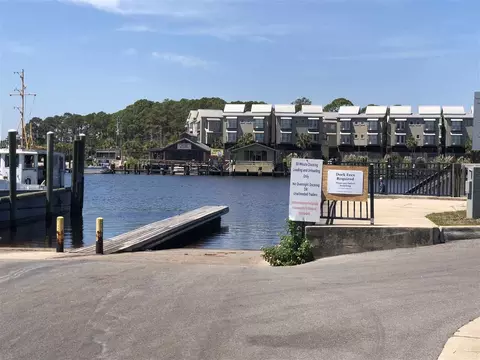 709 SE 3rd St #A, Carrabelle, FL 32322 photo 6