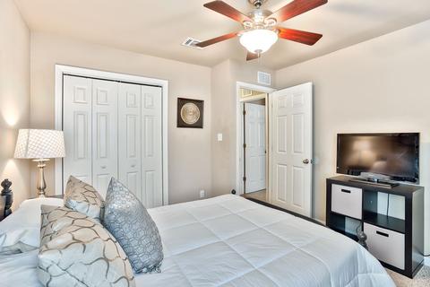 940 Rustling Pines Blvd, Midway, FL 32343 photo 15