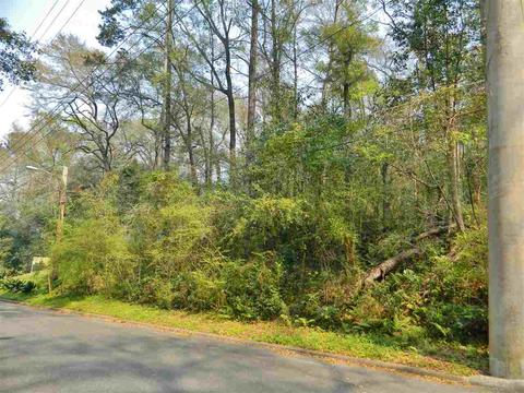 525 N Stewart St #-, Quincy, FL 32351