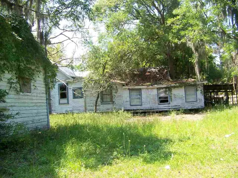 538 SW Range Ave, Madison, FL 32340 photo 2