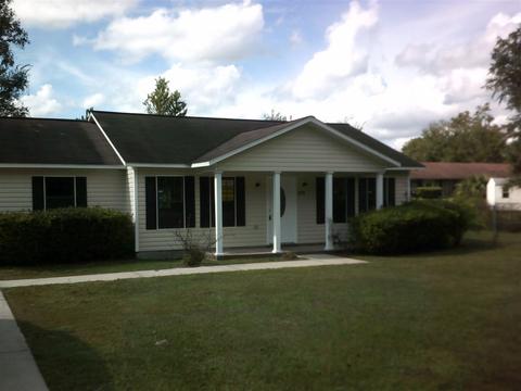 413 Mitchell Dr, Perry, FL 32348 photo 1