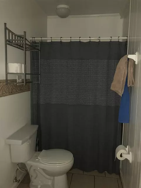 828 E Cherry St, Perry, FL 32347 photo 7