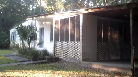 717 W Veterans Dr, Perry, FL 32347 photo 7
