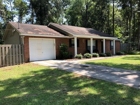 104 Woodgate Dr, Perry, FL 32348 photo 2