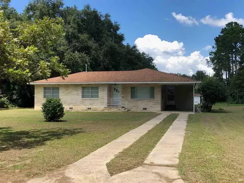 2056 Woods Creek Rd, Perry, FL 32347 photo 1
