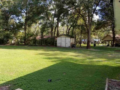 414 Mitchell Dr, Perry, FL 32348 photo 4