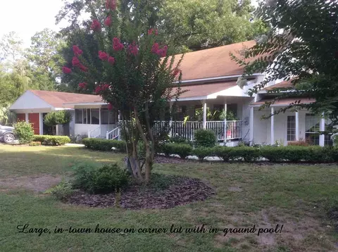 200 W Oak St, Perry, FL 32347 photo 1
