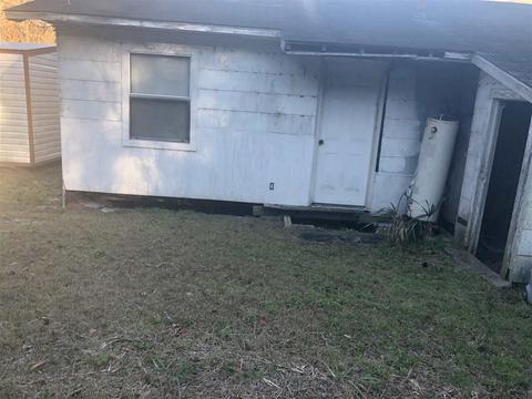 301 S Arena Ave, Perry, FL 32347 photo 2