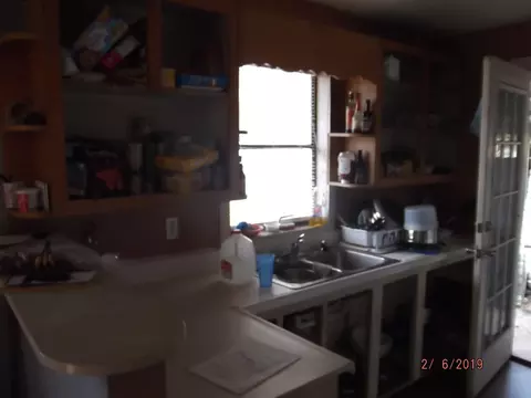 102 Pate St, Perry, FL 32348 photo 4