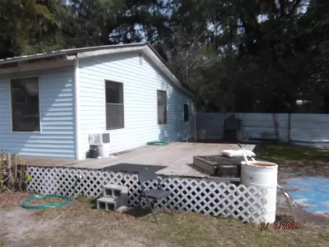 102 Pate St, Perry, FL 32348 photo 2