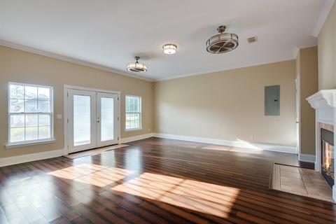 455 Slash Cir, Midway, FL 32343 photo 3
