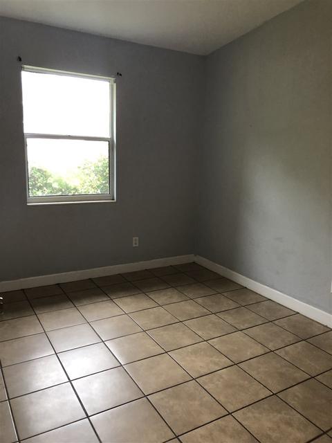 304 Puckett Rd, Perry, FL 32348 photo 10