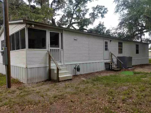 516 W Willow St, Perry, FL 32347 photo 14