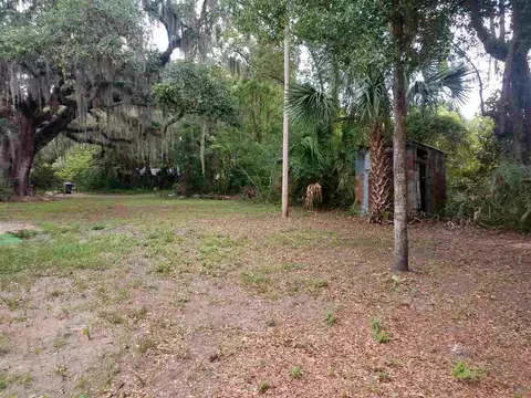 516 W Willow St, Perry, FL 32347 photo 13