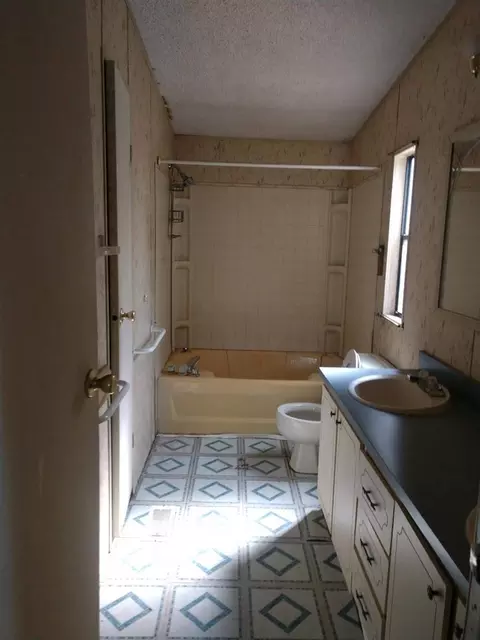 17520 E Royal Oak Dr, Perry, FL 32348 photo 9