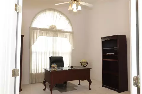 310 Bishop Blvd, Perry, FL 32347 photo 9