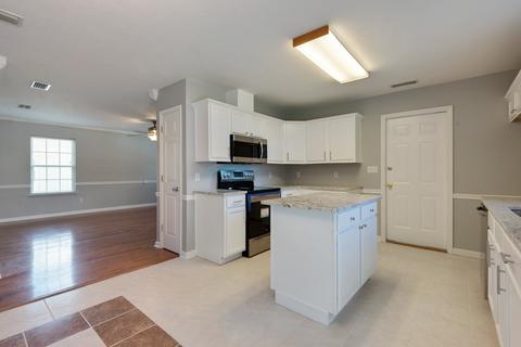 191 Steven Dr, Midway, FL 32343 photo 8