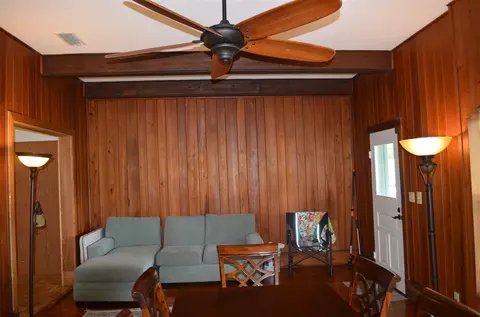 1103 W Green St, Perry, FL 32347 photo 2