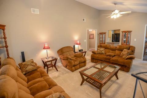 560 Sand Pine Cir, Midway, FL 32343 photo 10