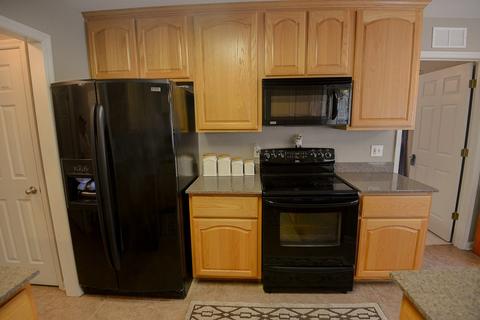 560 Sand Pine Cir, Midway, FL 32343 photo 15