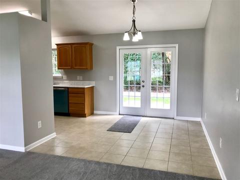105 Slash Cir, Midway, FL 32343 photo 5