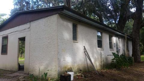 711 W Julia St, Perry, FL 32347 photo 3
