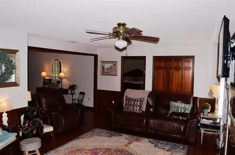 105 Elizabeth Ln, Perry, FL 32347 photo 8