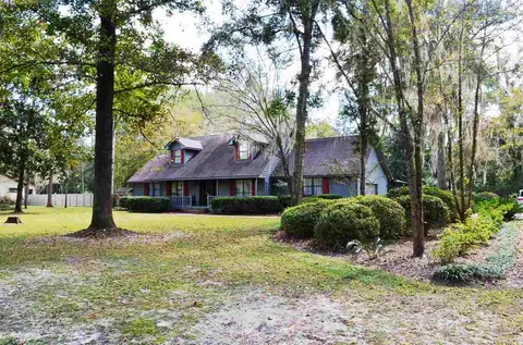 105 Elizabeth Ln, Perry, FL 32347 photo 1
