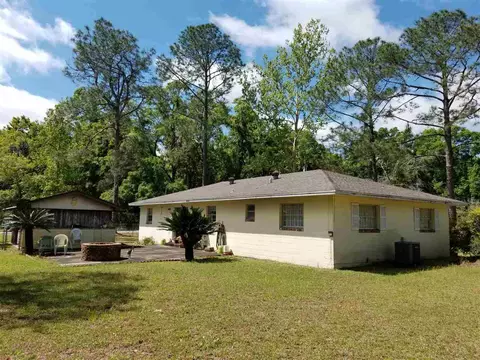 1202 N Springfield St, Perry, FL 32347 photo 4