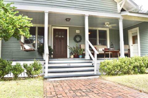 116 E Julia St, Perry, FL 32347 photo 2
