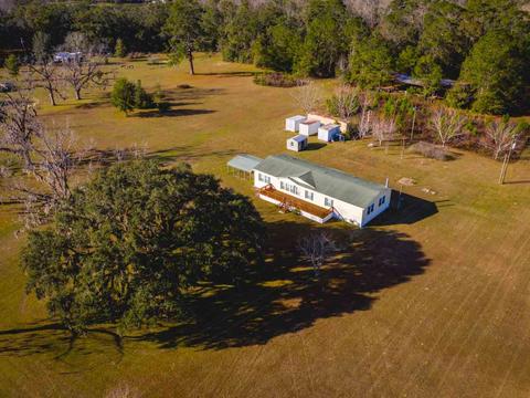 246 Fields Rd, Midway, FL 32343 photo 5
