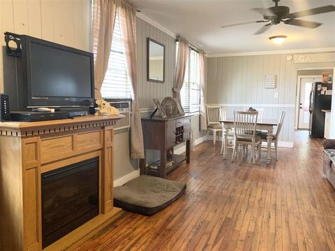 179 E Center St, Perry, FL 32348 photo 9