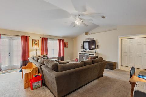 415 Sand Pine Dr, Midway, FL 32343 photo 9