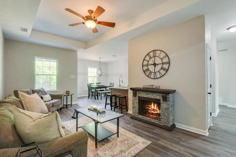 46 Sand Pine Cir, Midway, FL 32343 photo 2