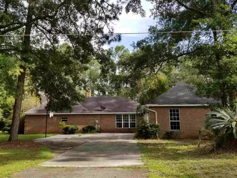301 Bishop Blvd, Perry, FL 32347 photo 3