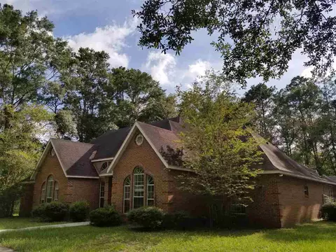 301 Bishop Blvd, Perry, FL 32347 photo 2