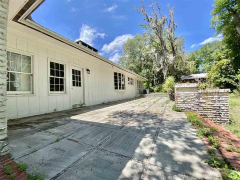 1460 E Green St, Perry, FL 32347 photo 4