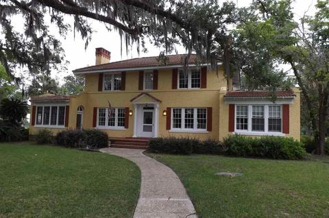 704 N Jefferson St, Perry, FL 32347 photo 1