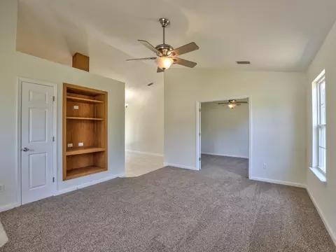 170 Loblolly Cir, Midway, FL 32343 photo 4