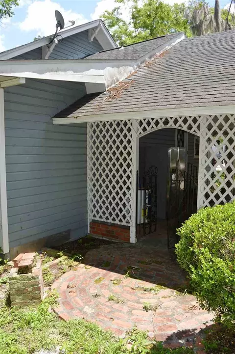 601 N Quincy St, Perry, FL 32347 photo 21