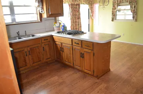 601 N Quincy St, Perry, FL 32347 photo 33