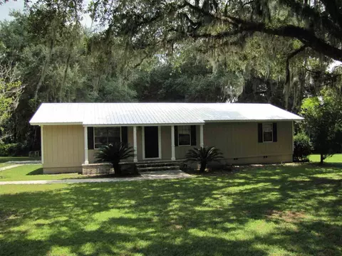 1213 SE Rollercoaster Hill Rd, Madison, FL 32340 photo 1