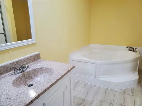 799 SE Benchmark Dr, Lee, FL 32059 photo 16