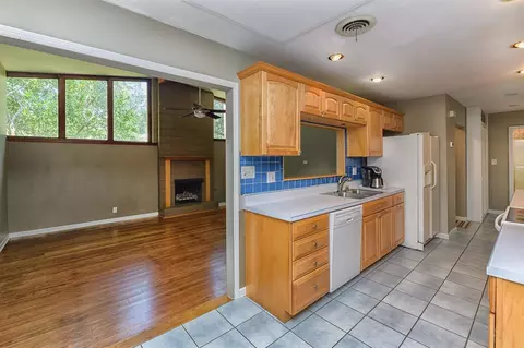1113 Pinecrest Dr, Tallahassee, FL 32301 photo 7