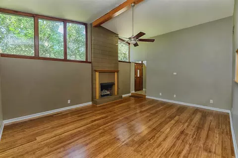 1113 Pinecrest Dr, Tallahassee, FL 32301 photo 4