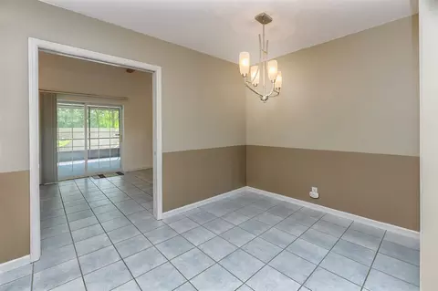 1113 Pinecrest Dr, Tallahassee, FL 32301 photo 9